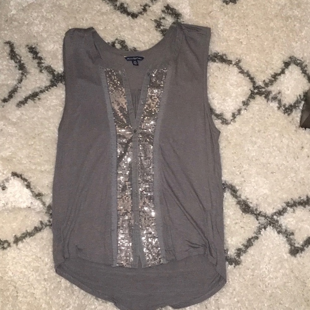 American Eagle Gray Top